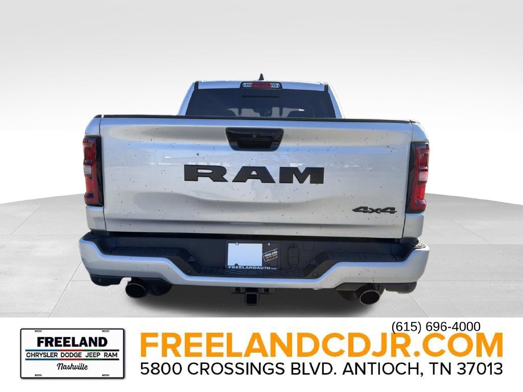 New 2027 Ram 1500 EXPRESS CREW CAB 4X4 5'7 BOX Pickup