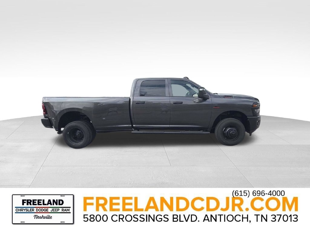 New 2027 Ram 3500 TRADESMAN CREW CAB 4X4 8' BOX Pickup
