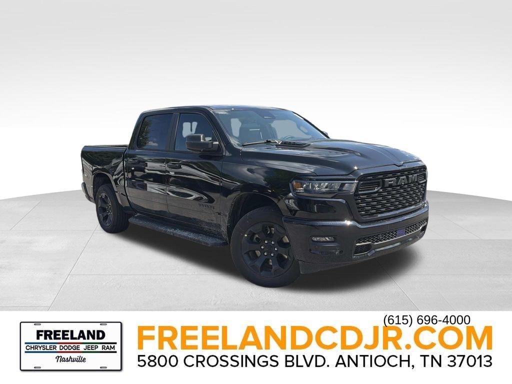 New 2026 Ram 1500 EXPRESS CREW CAB 4X4 5'7 BOX Pickup