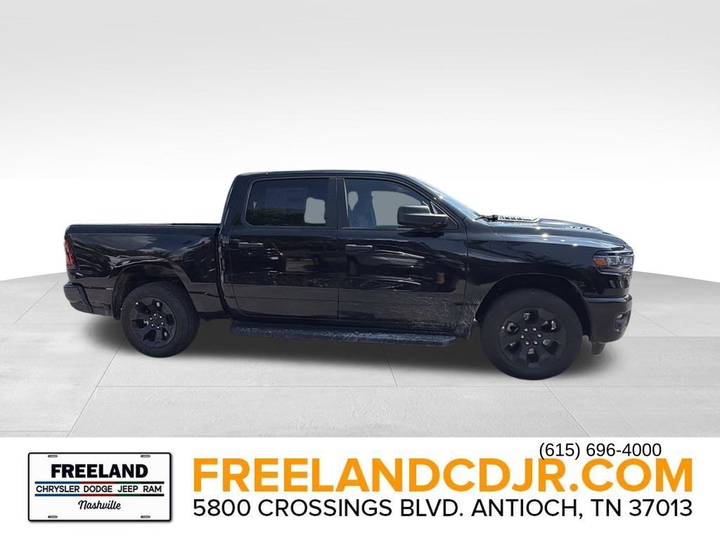 New 2026 Ram 1500 EXPRESS CREW CAB 4X4 5'7 BOX Pickup