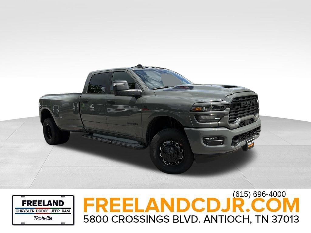 New 2026 Ram 3500 BIG HORN CREW CAB 4X4 8' BOX Pickup