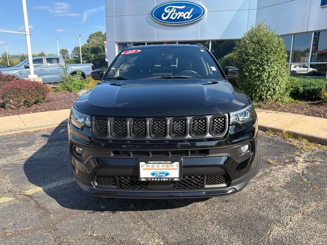 Used 2023 Jeep Compass Latitude SUV