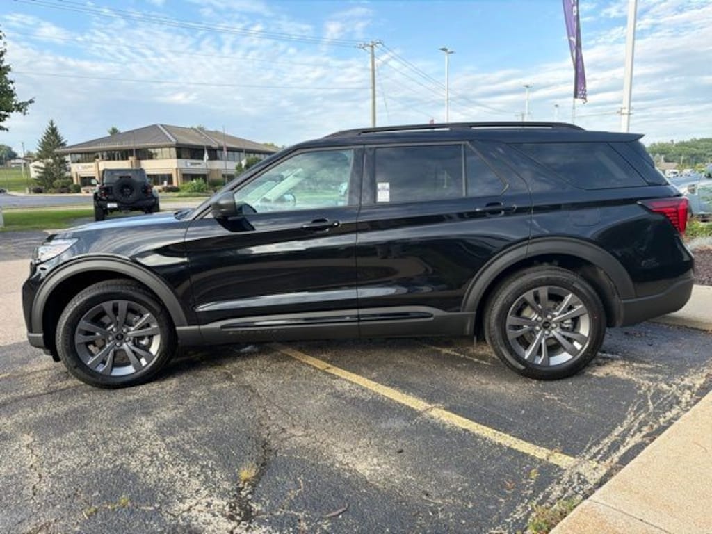New 2026 Ford Explorer Active SUV