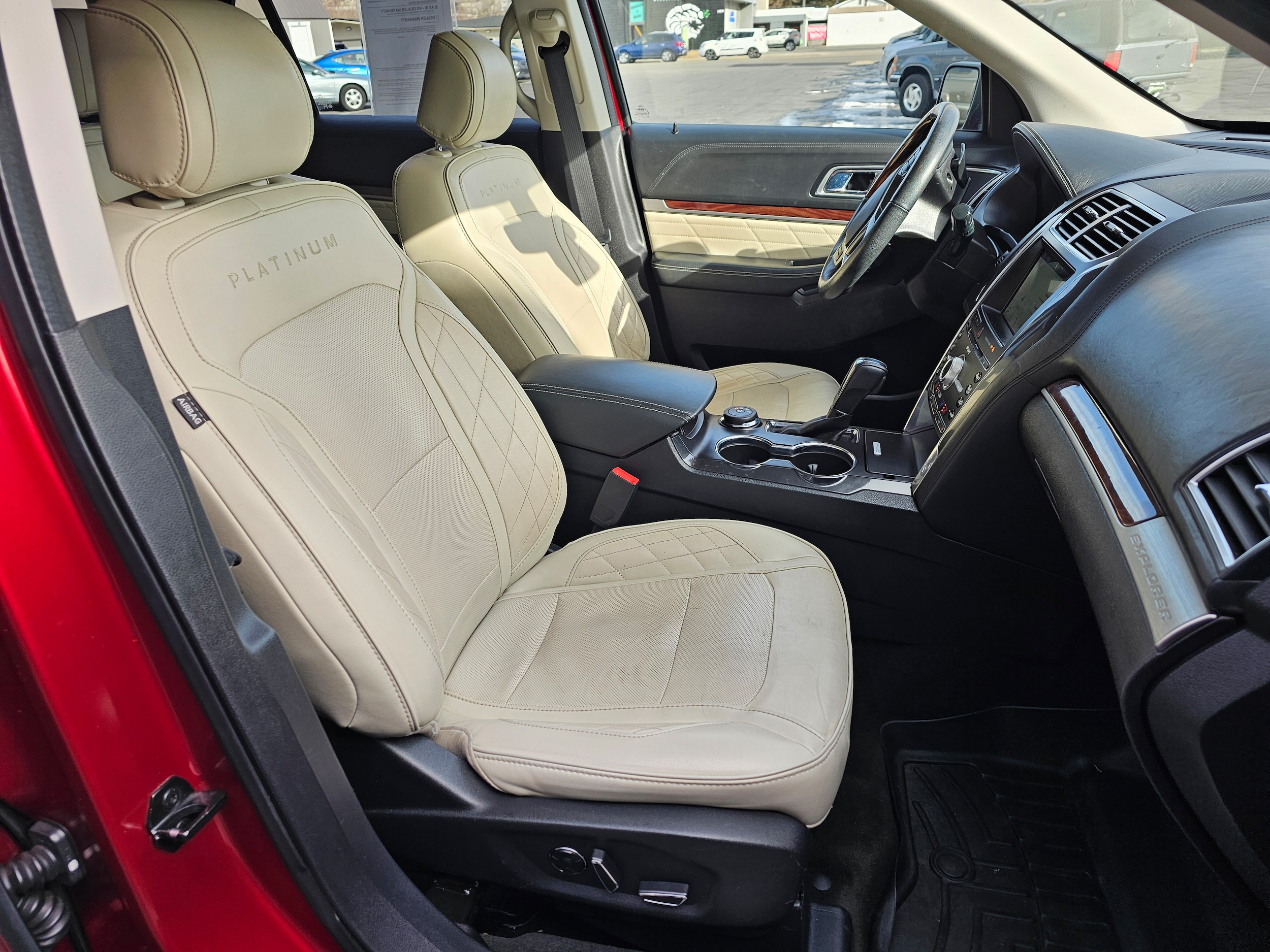 2017 Ford Explorer Platinum - Photo 21