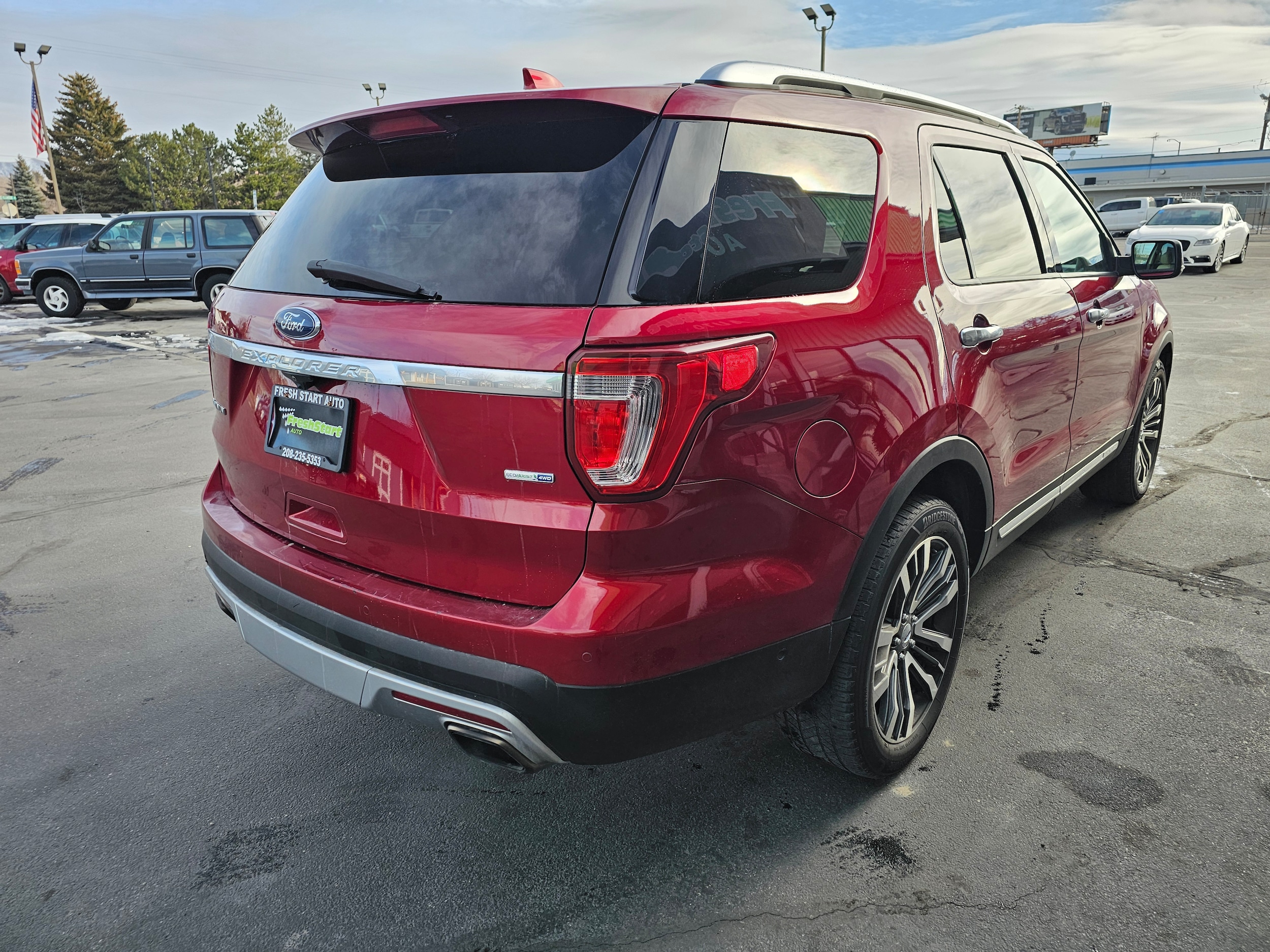 2017 Ford Explorer Platinum - Photo 6