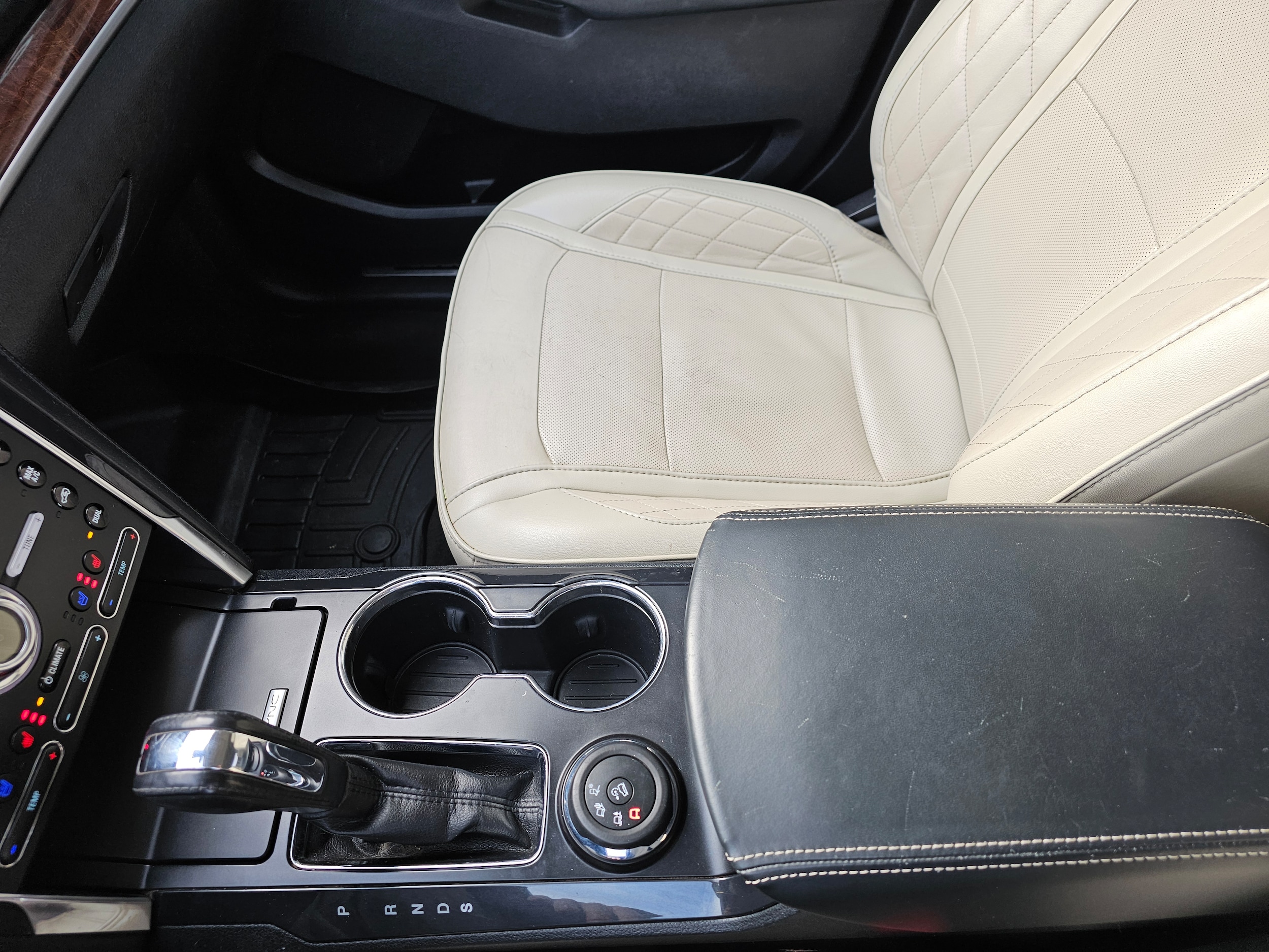 2017 Ford Explorer Platinum - Photo 15