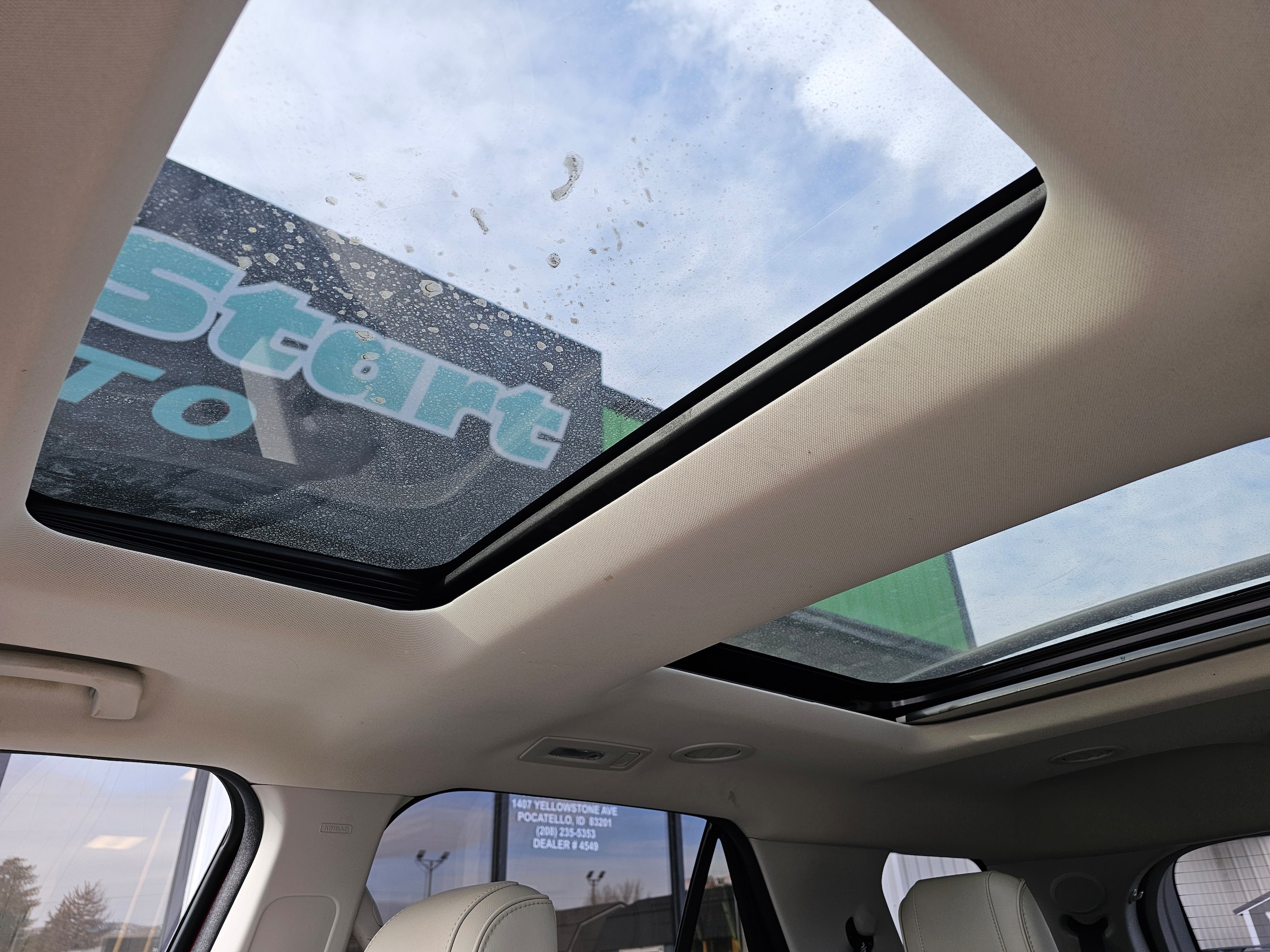 2017 Ford Explorer Platinum - Photo 16