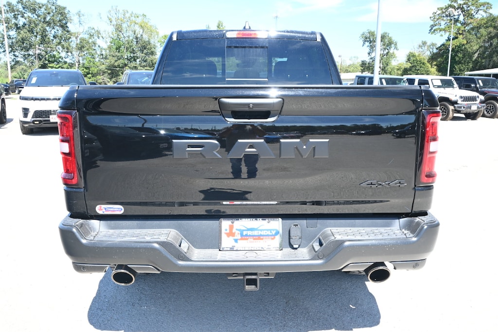 New 2027 Ram 1500 WARLOCK CREW CAB 4X4 5'7' BOX Pickup