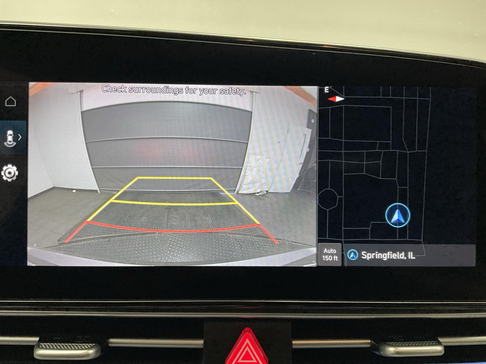 2025 Hyundai Elantra SEL - Photo 17