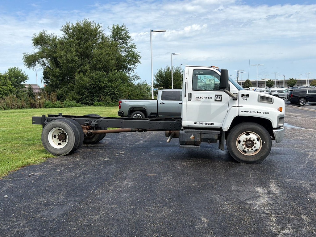 Used 2006 Chevrolet Kodiak C6500 Chassis Cab Truck
