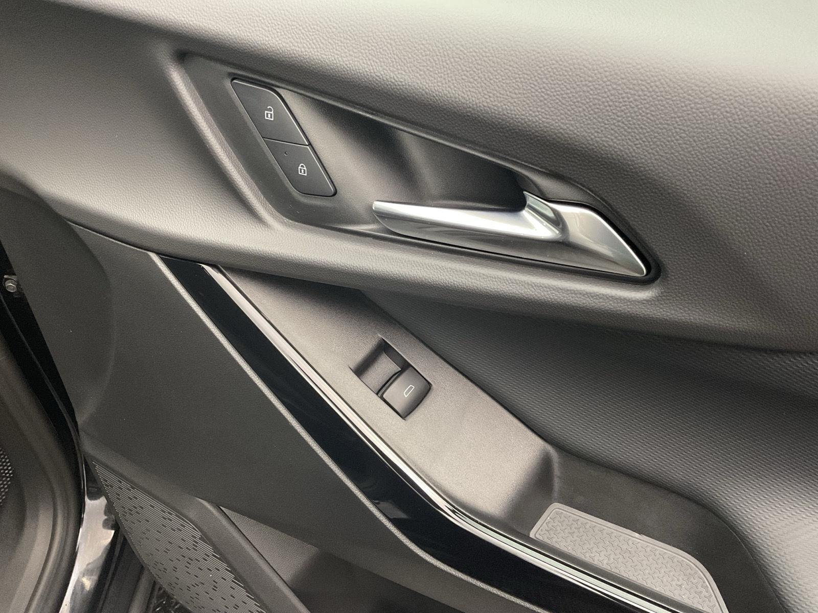 2025 Chevrolet Equinox LT - Photo 22