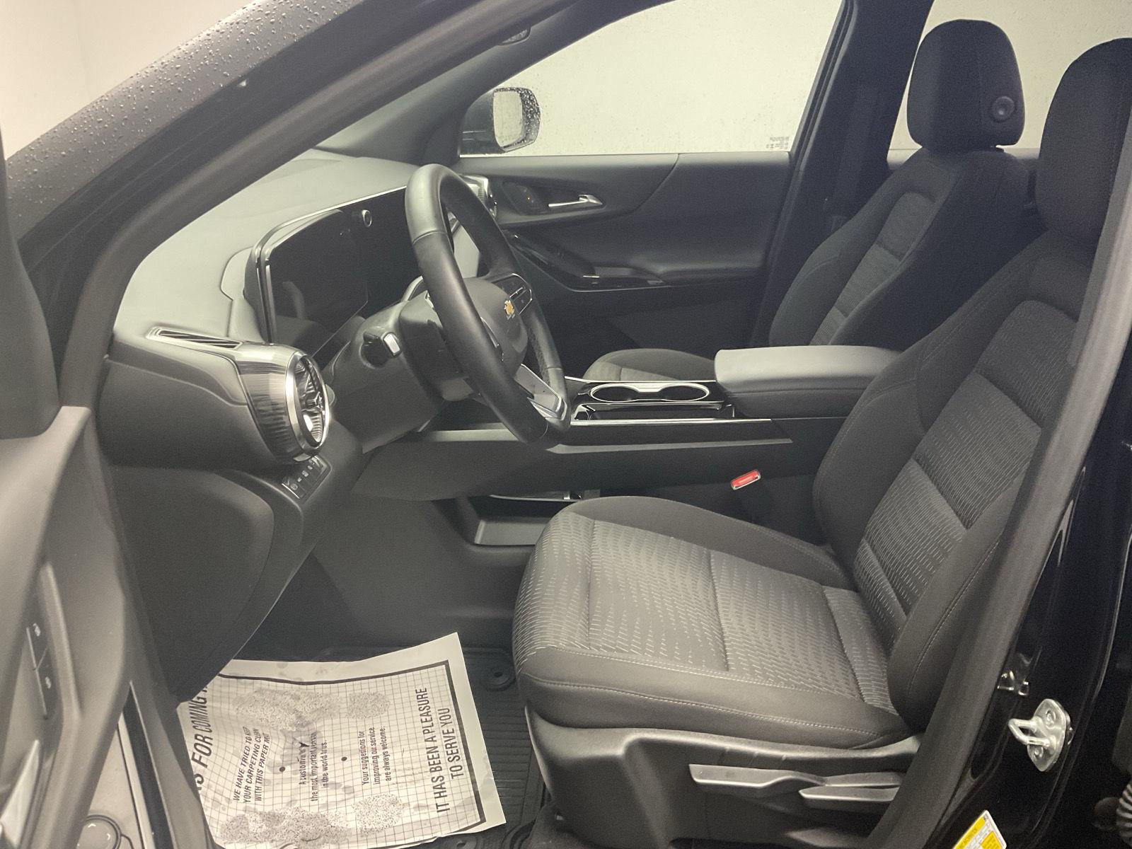 2025 Chevrolet Equinox LT - Photo 12