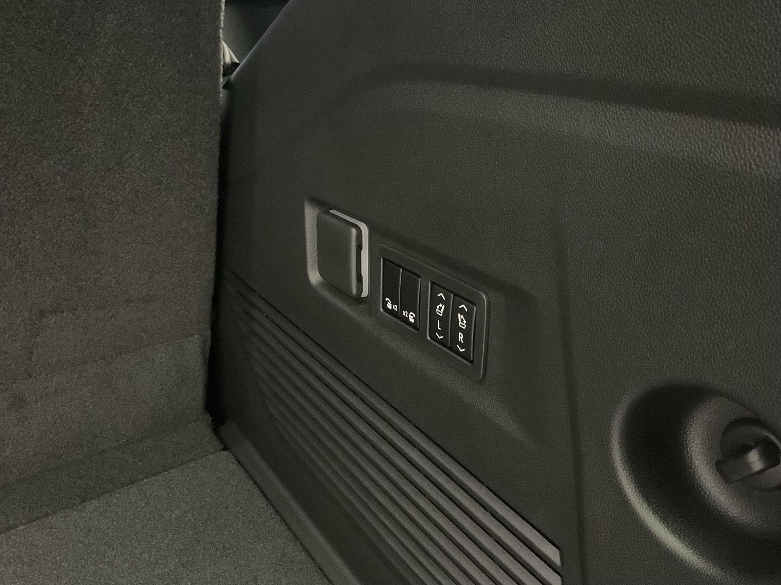2026 Chevrolet Tahoe Z71 - Photo 33