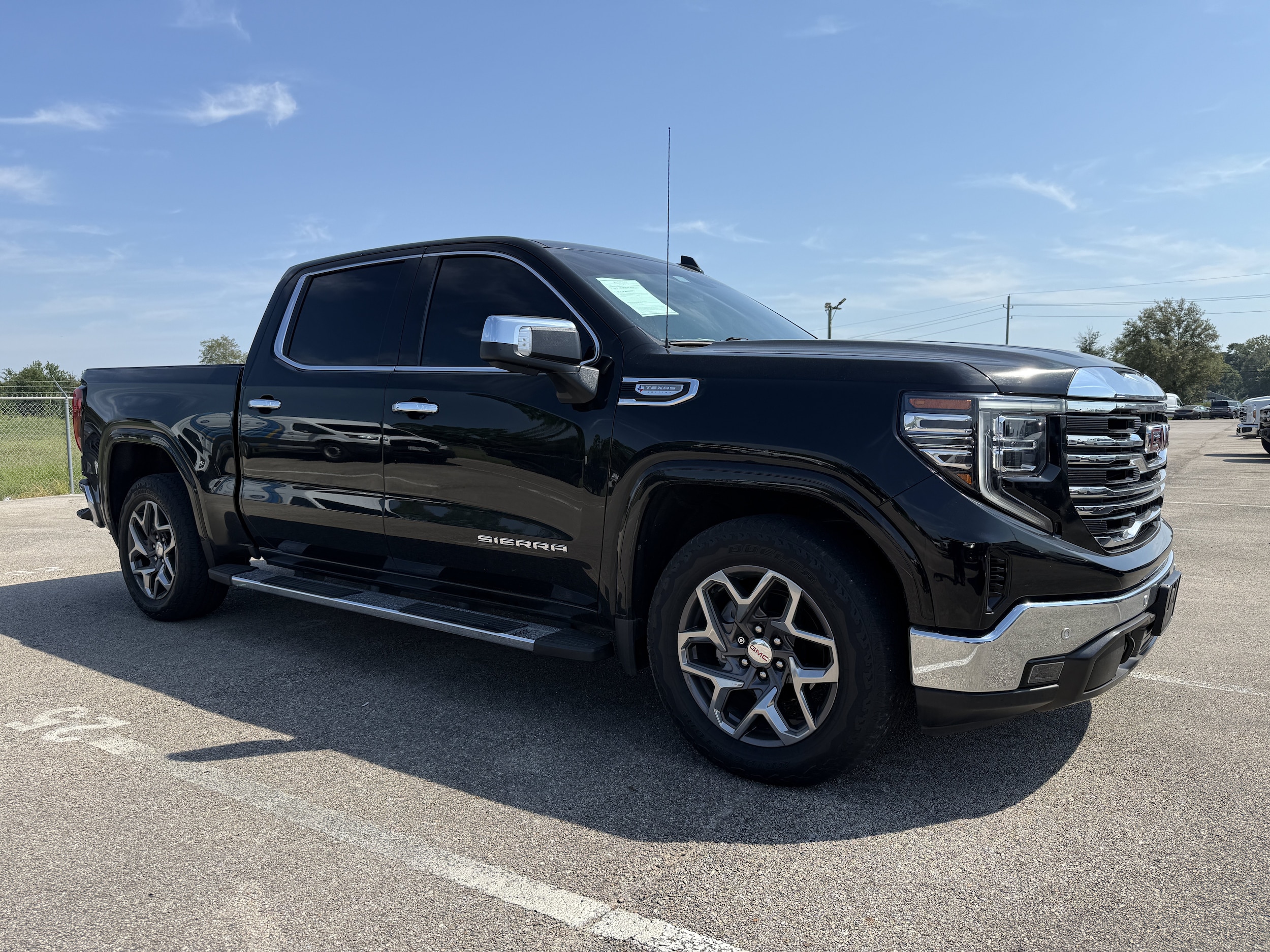 2022 GMC Sierra 1500 SLT