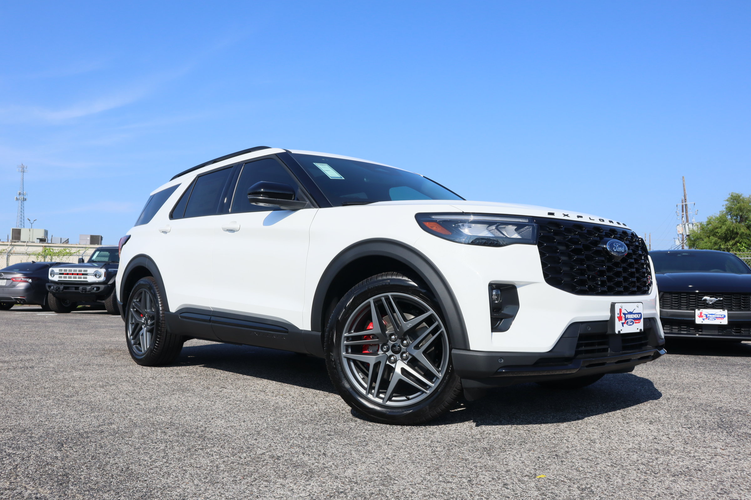 2025 Ford Explorer