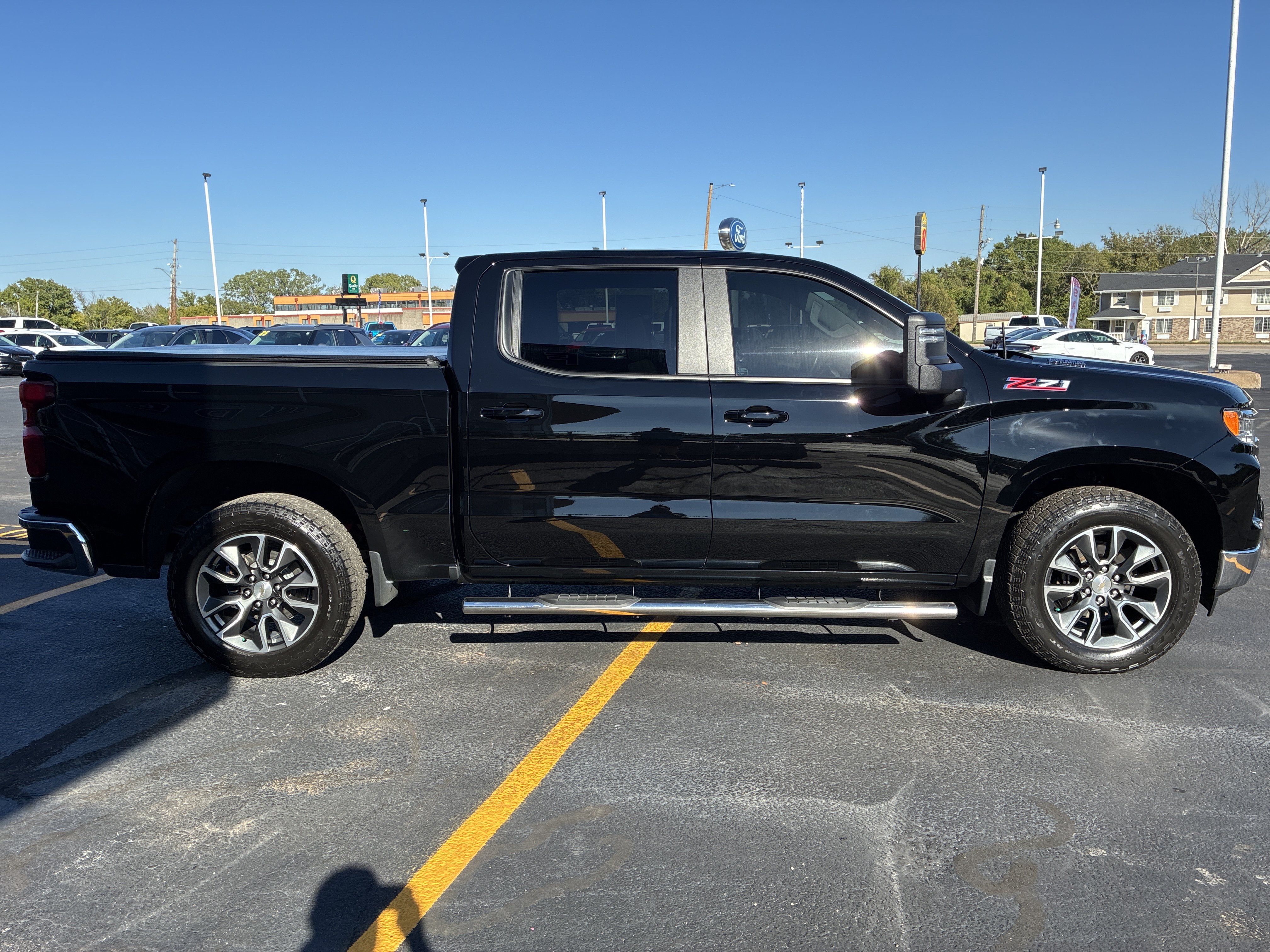 Used 2024 Chevrolet Silverado 1500 LT 4WD Crew Cab 147 LT w/1LT