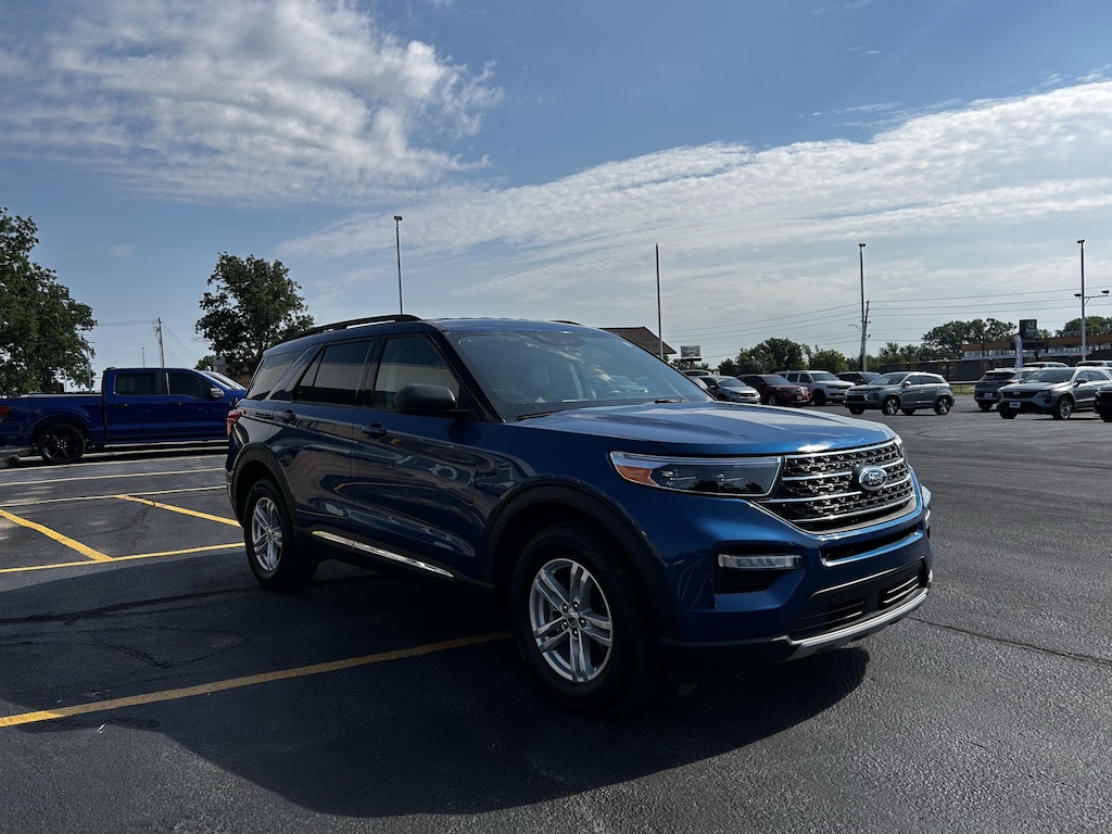 Used 2023 Ford Explorer XLT XLT 4WD