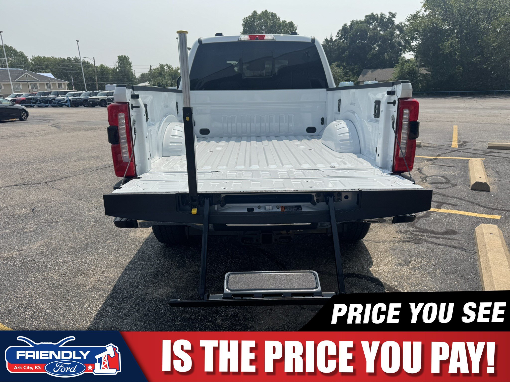 2026 Ford F-350 Super Duty Lariat - Photo 6