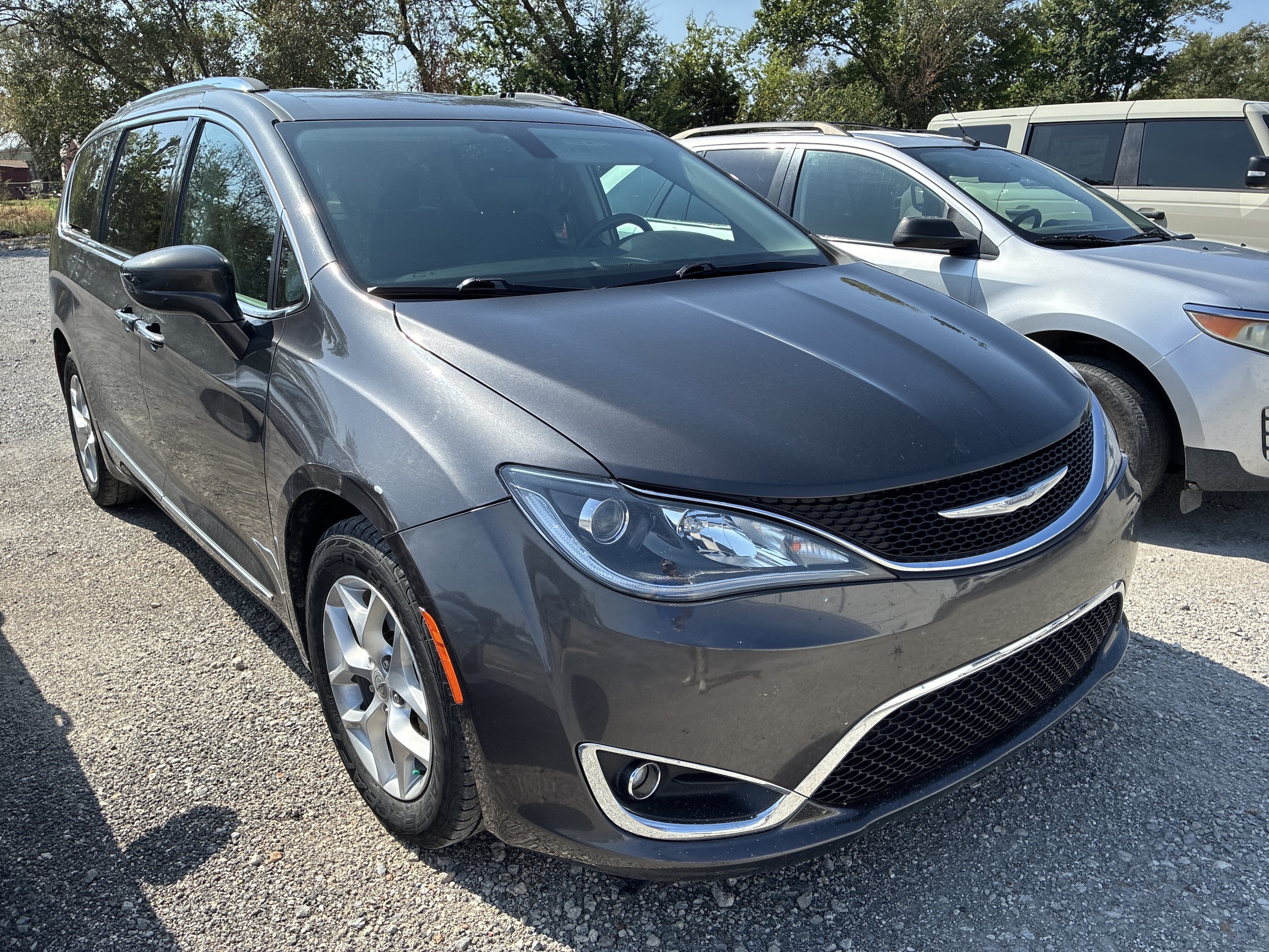 Used 2017 Chrysler Pacifica Touring-L Plus with VIN 2C4RC1EG3HR507518 for sale in Arkansas City, KS