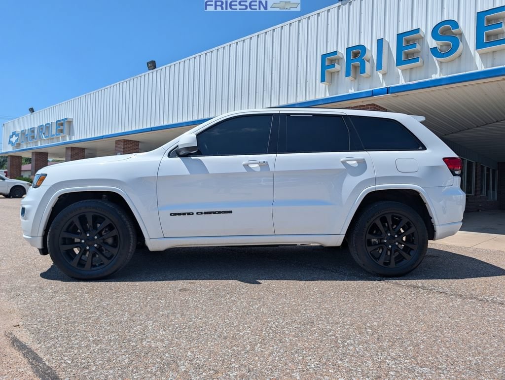 Used 2019 Jeep Grand Cherokee Altitude with VIN 1C4RJFAG7KC831998 for sale in Sutton, NE