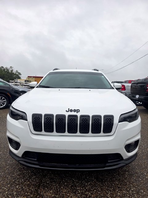 Used 2020 Jeep Cherokee Altitude with VIN 1C4PJLLB5LD514952 for sale in Clay Center, KS