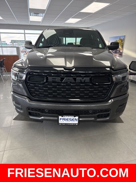 2025 RAM 1500 Tradesman - Photo 3