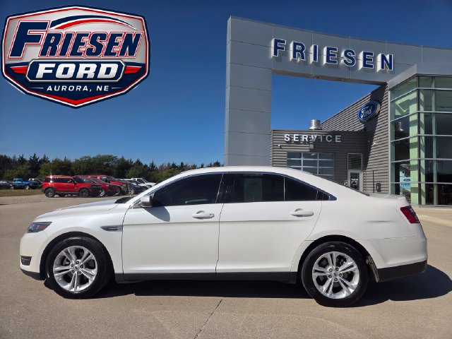 Used 2016 Ford Taurus SEL Sedan