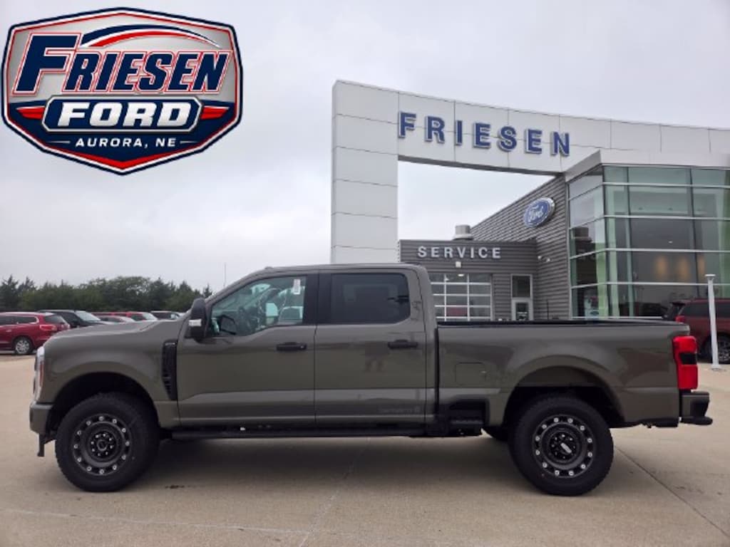 New 2027 Ford F-250SD XLT Truck