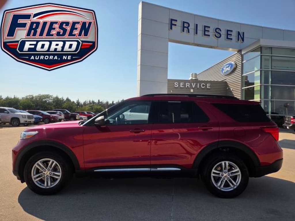 Used 2024 Ford Explorer XLT SUV