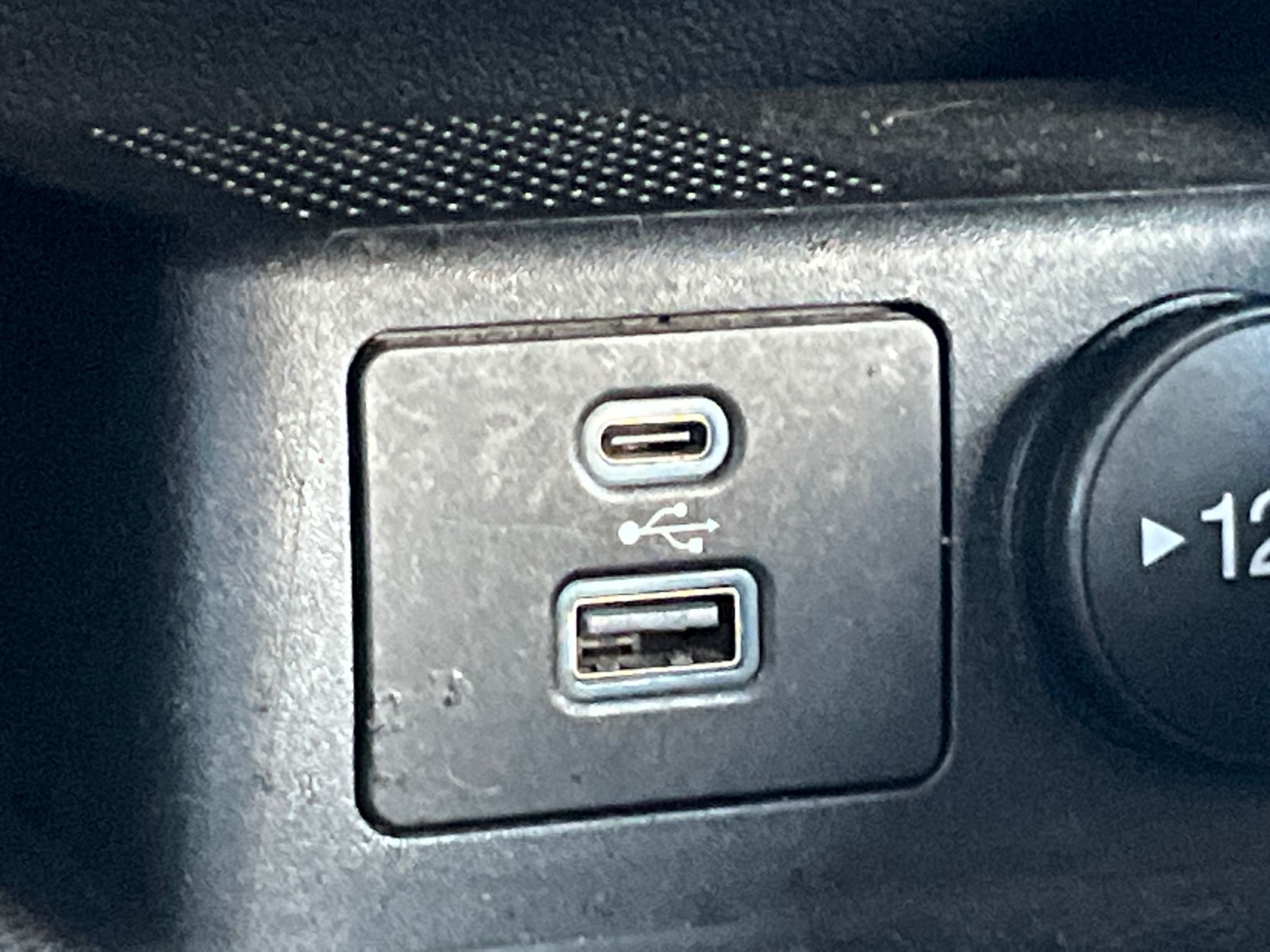 2022 Ford Escape SE - Photo 23