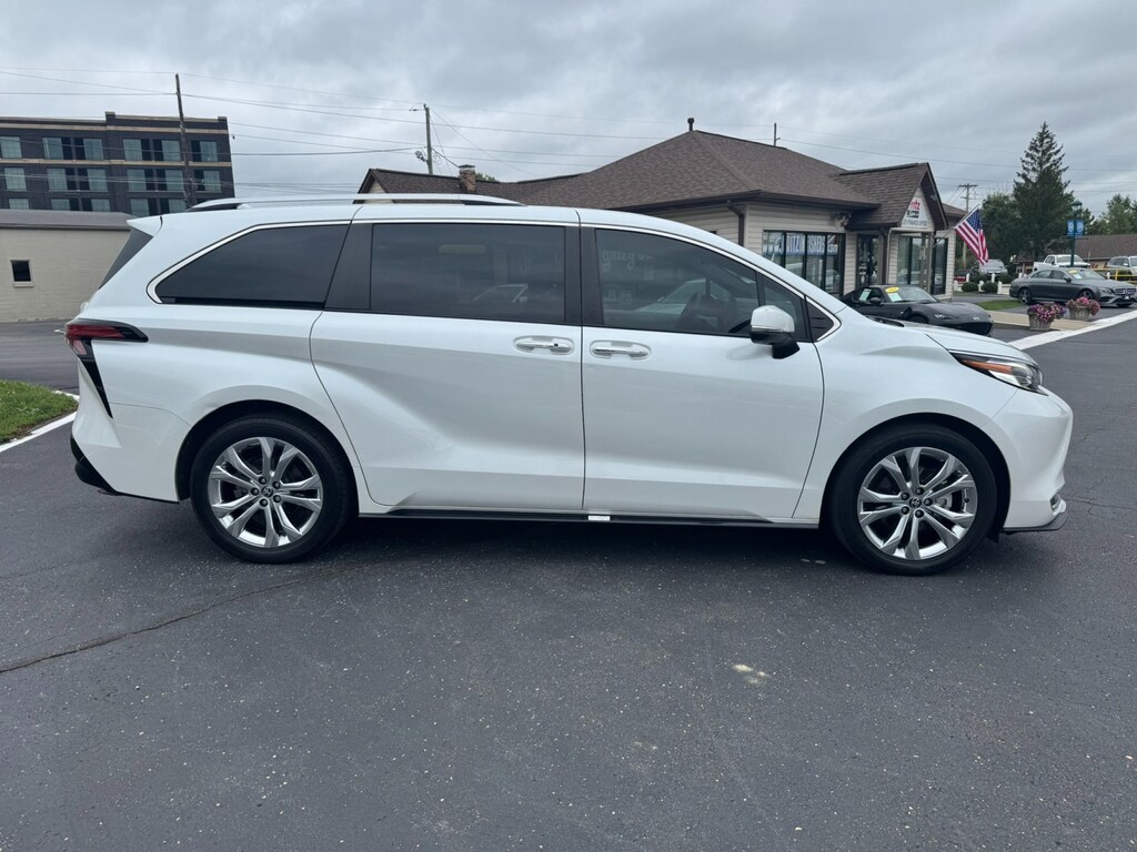 Used 2022 Toyota Sienna Platinum 7 Passenger Van Passenger Van