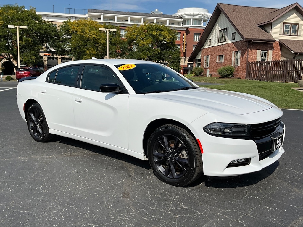 Used 2021 Dodge Charger SXT Sedan