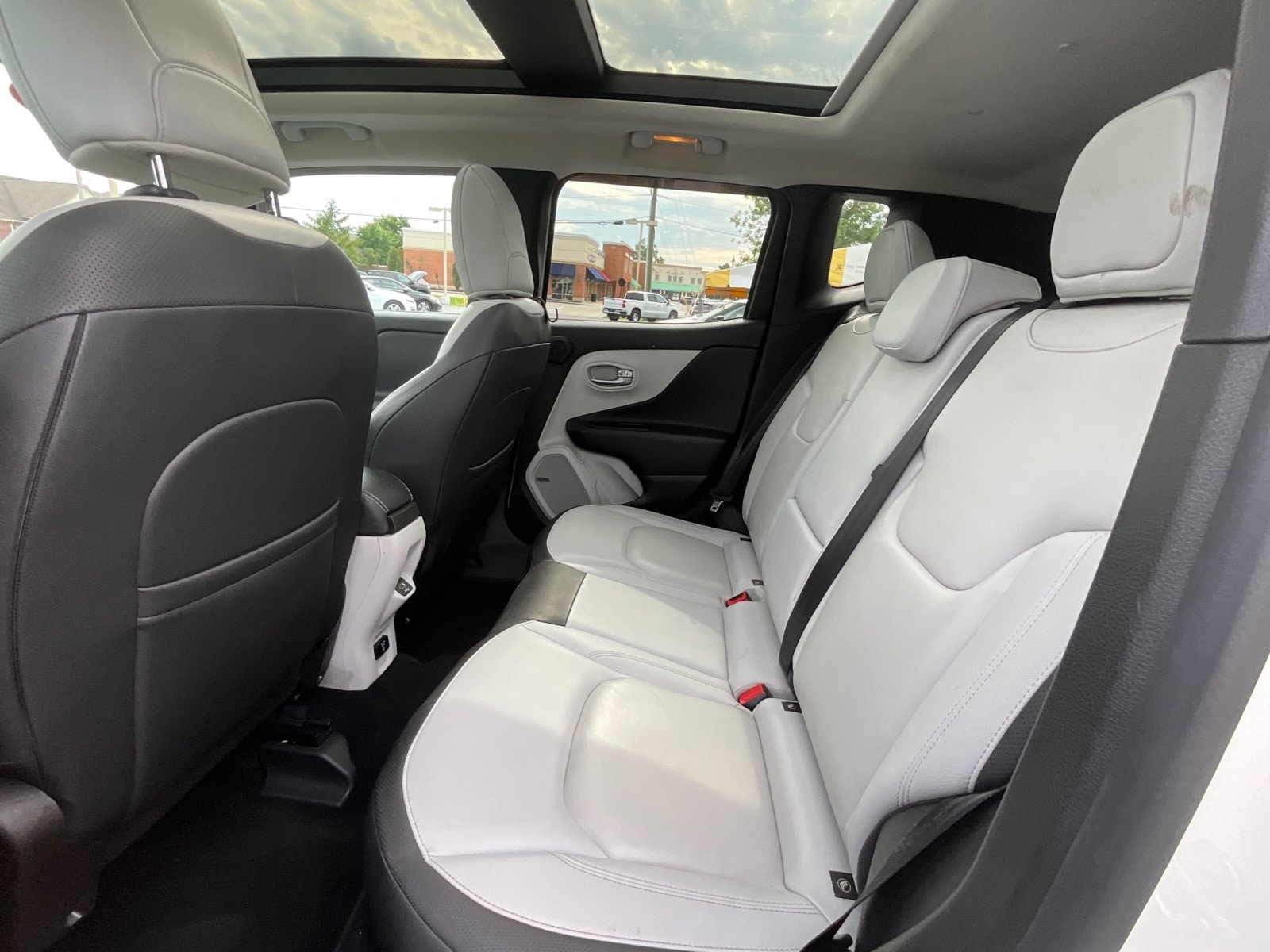 2021 Jeep Renegade Limited - Photo 30