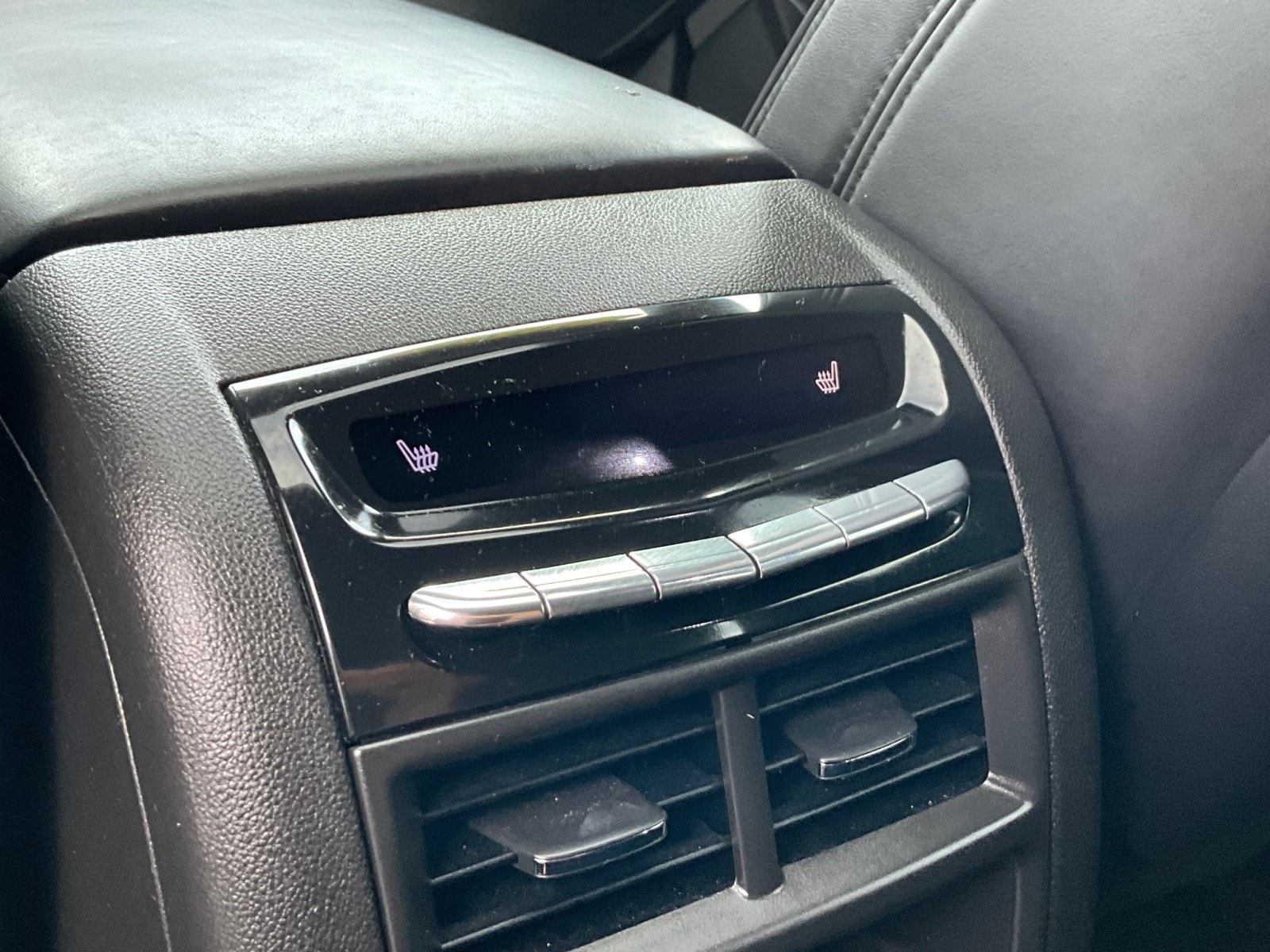 2018 Cadillac XT5 Platinum - Photo 37