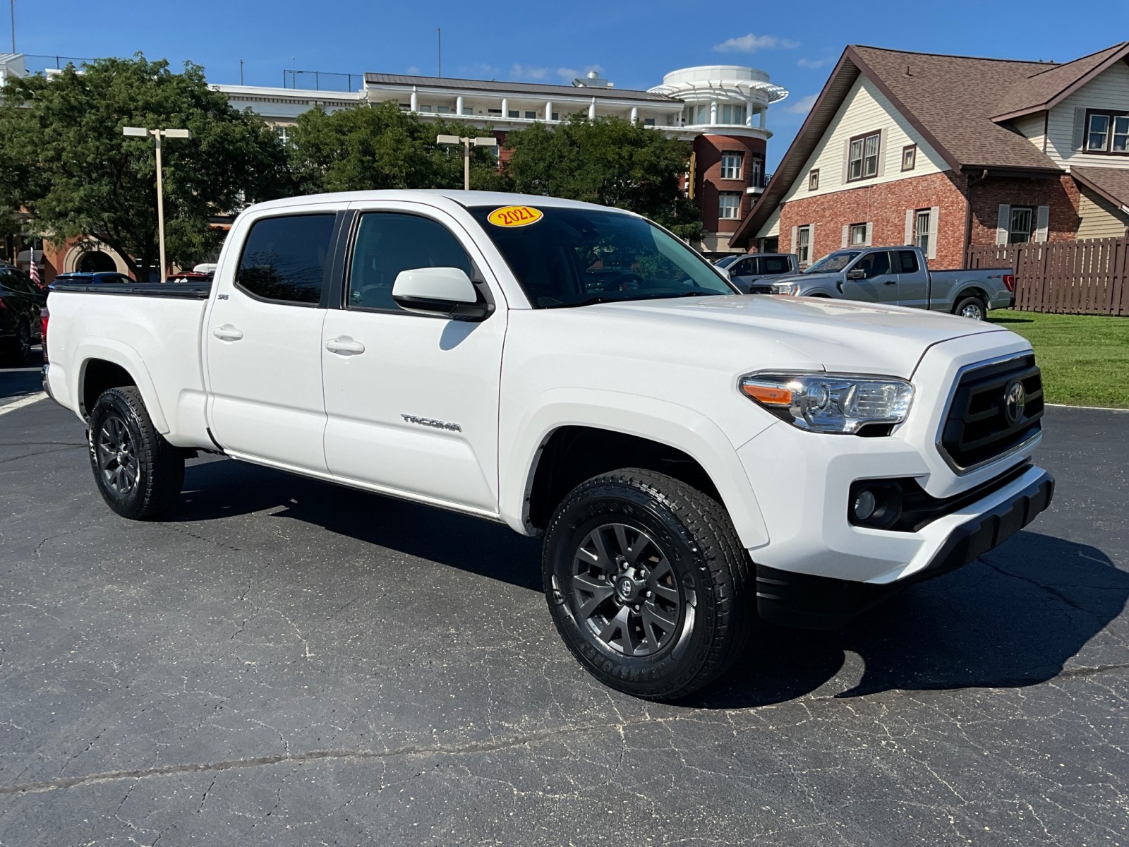 Used 2021 Toyota Tacoma 4WD SR5 Pickup Truck