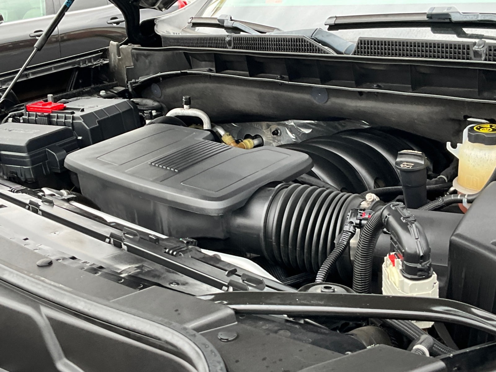 2022 GMC Yukon Denali - Photo 9