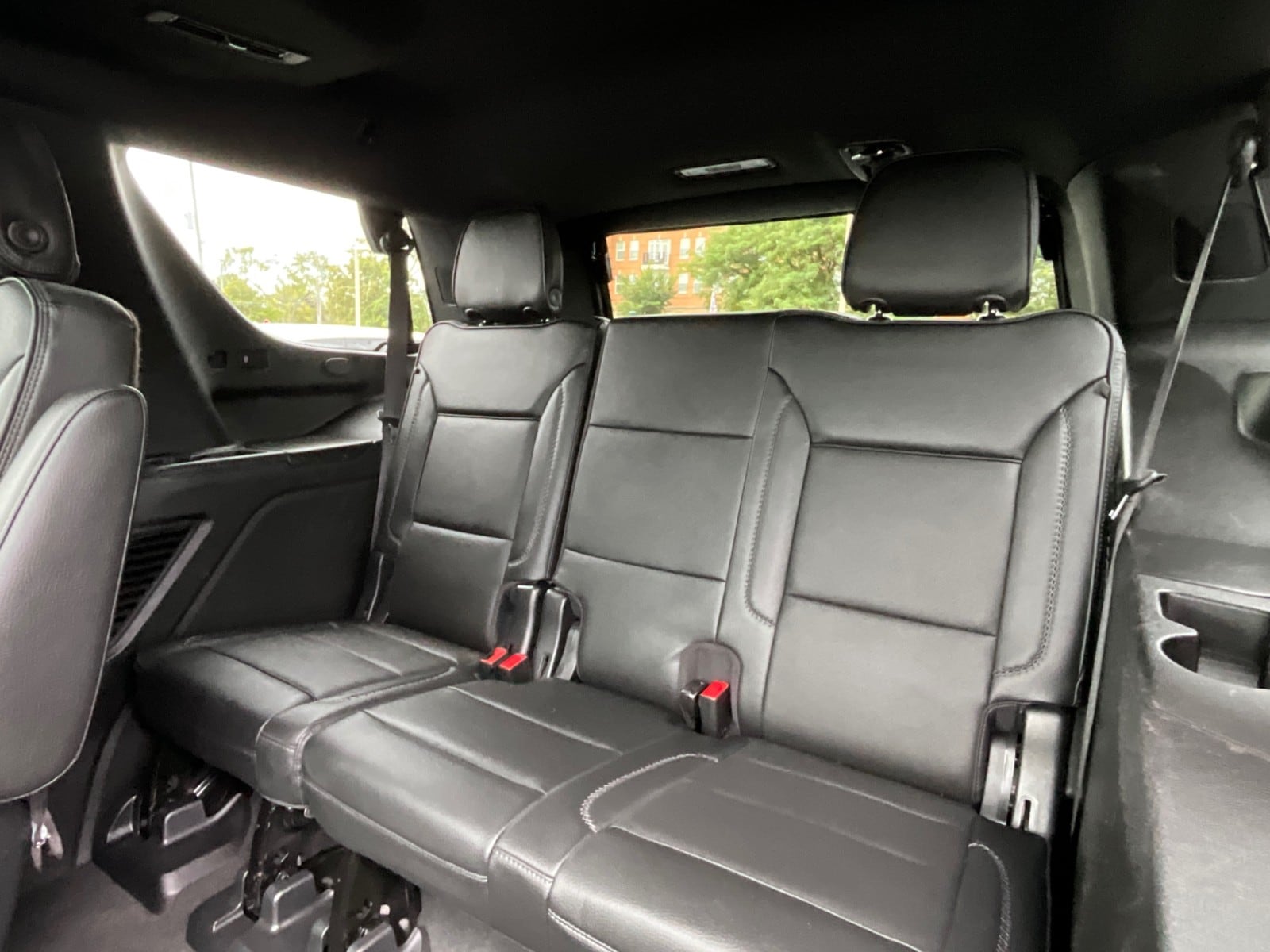 2022 GMC Yukon Denali - Photo 35