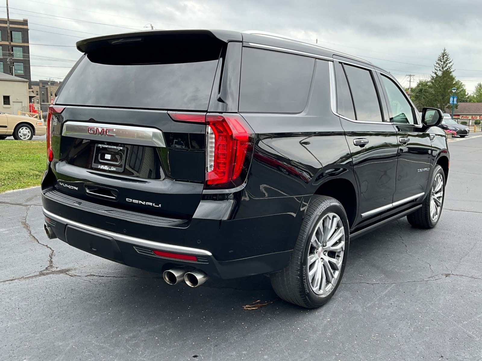 2022 GMC Yukon Denali - Photo 6