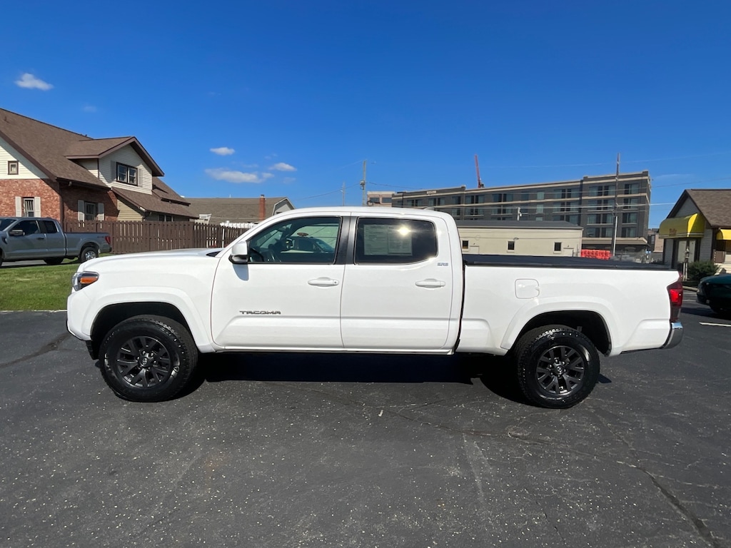 Used 2021 Toyota Tacoma 4WD SR5 Pickup Truck