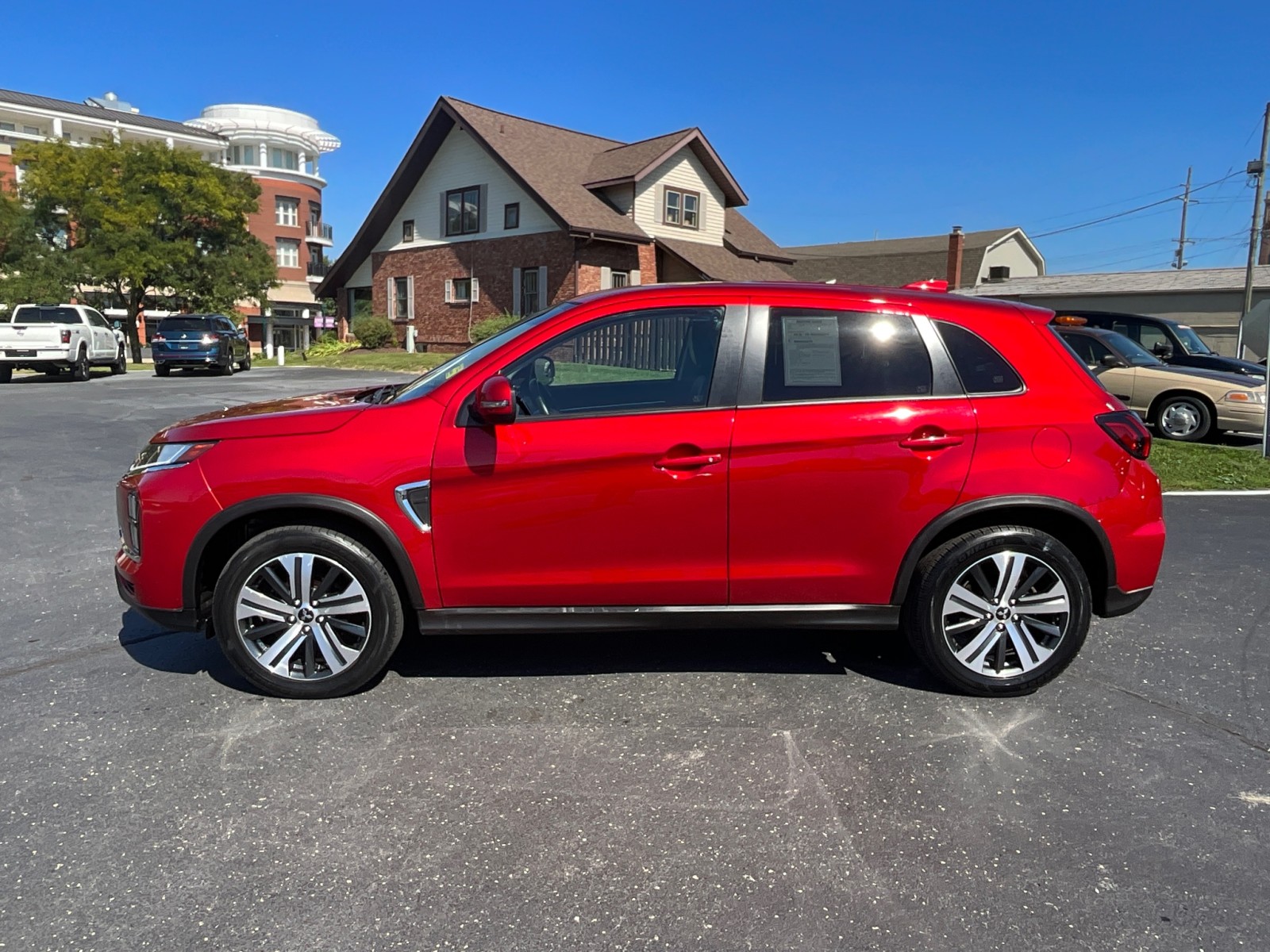 Used 2023 Mitsubishi Outlander Sport ES SUV