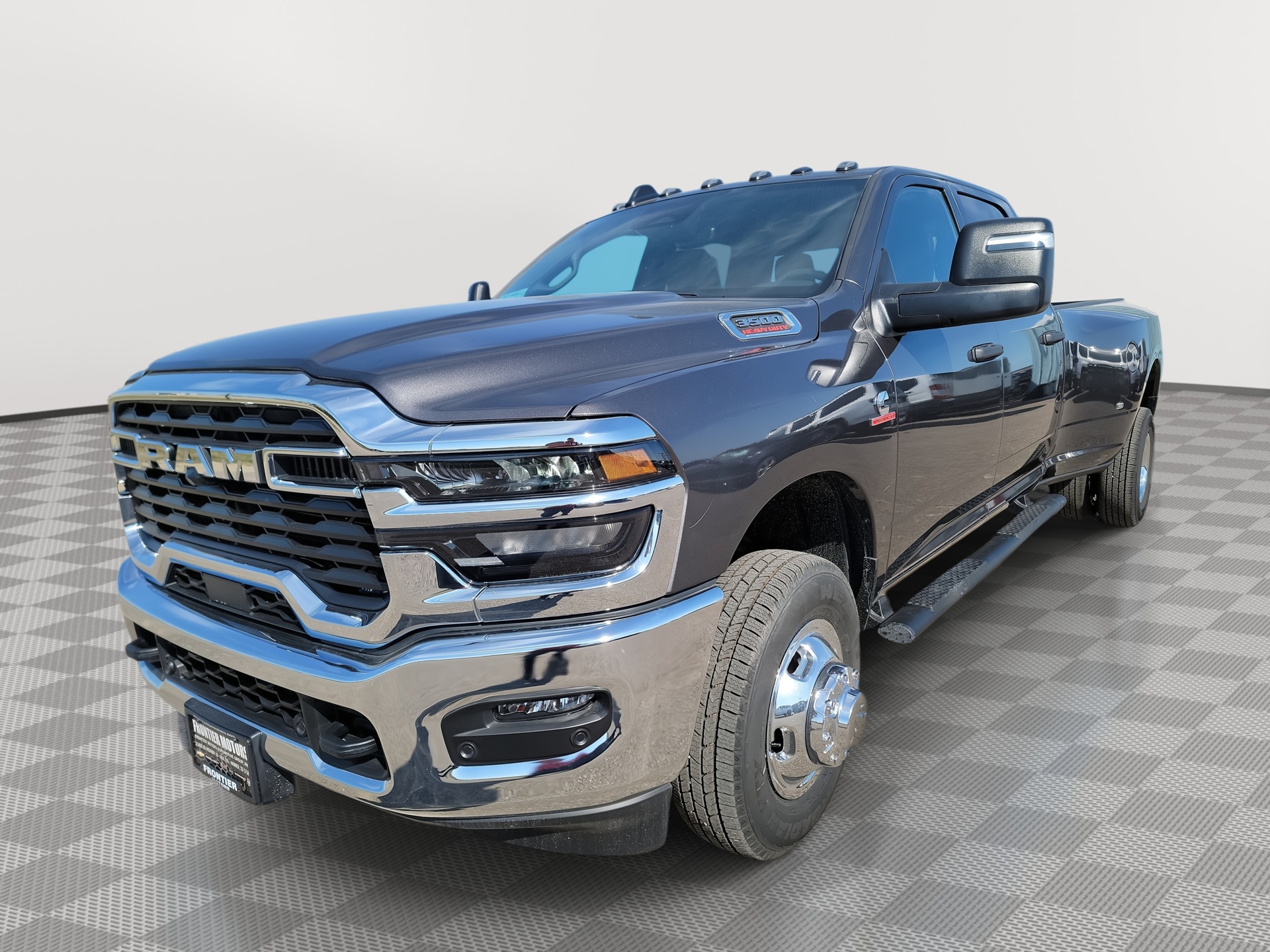 New 2026 Ram 3500 TRADESMAN CREW CAB 4X4 8' BOX Pickup