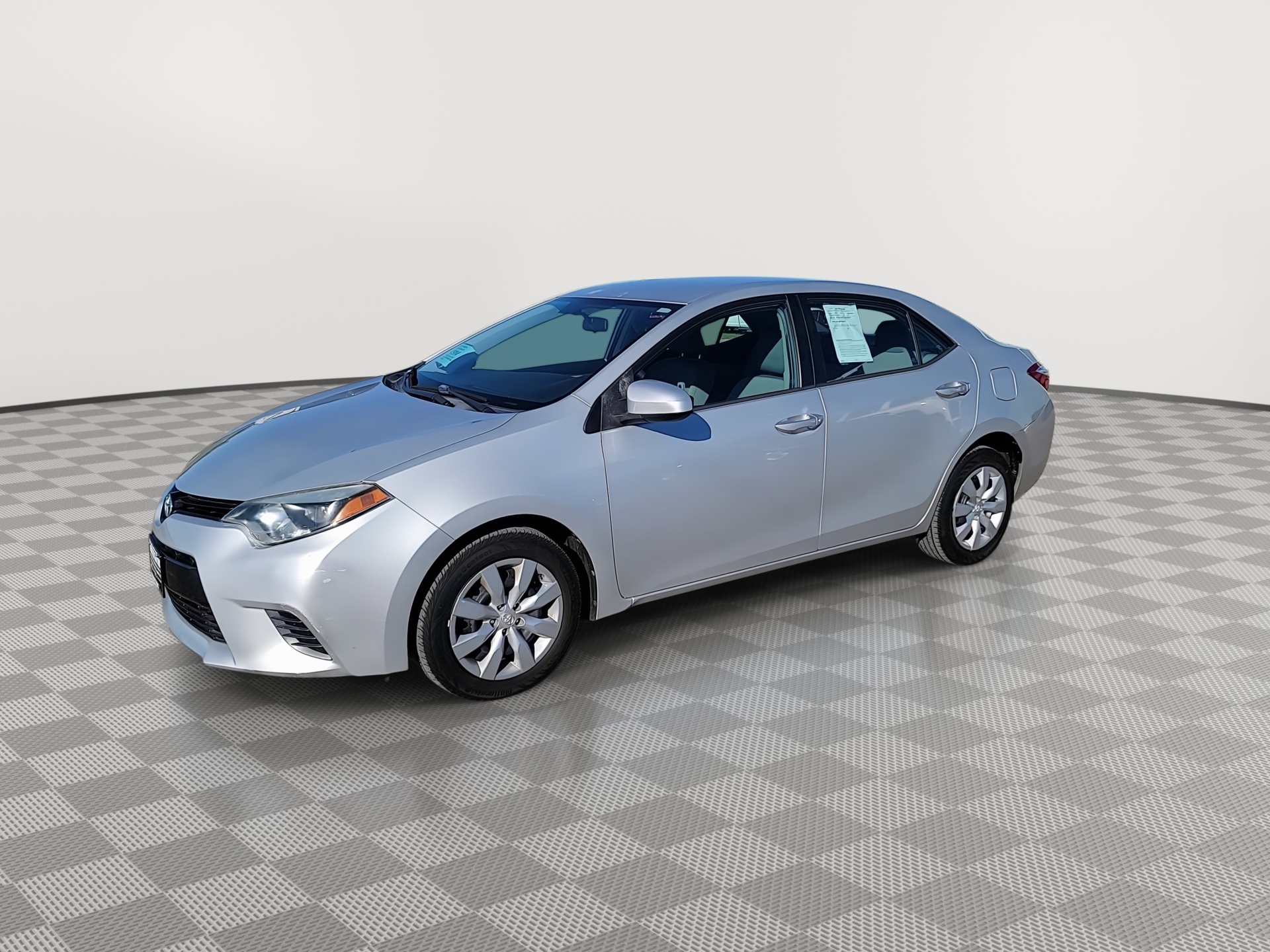 Used 2015 Toyota Corolla LE Sedan