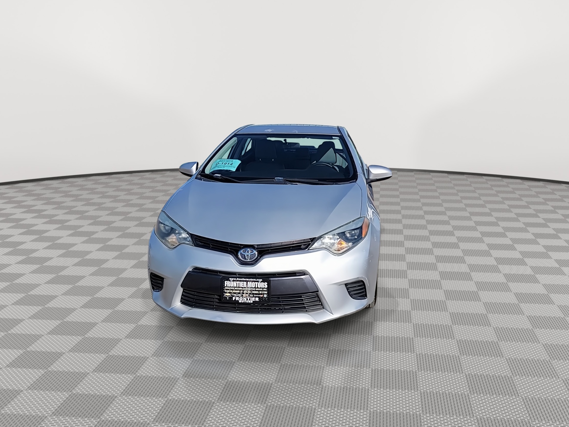 Used 2015 Toyota Corolla LE Sedan