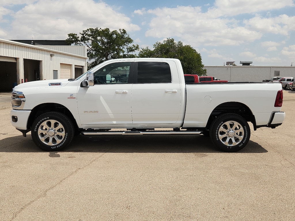 New 2027 Ram 2500 LARAMIE CREW CAB 4X4 6'4 BOX Pickup