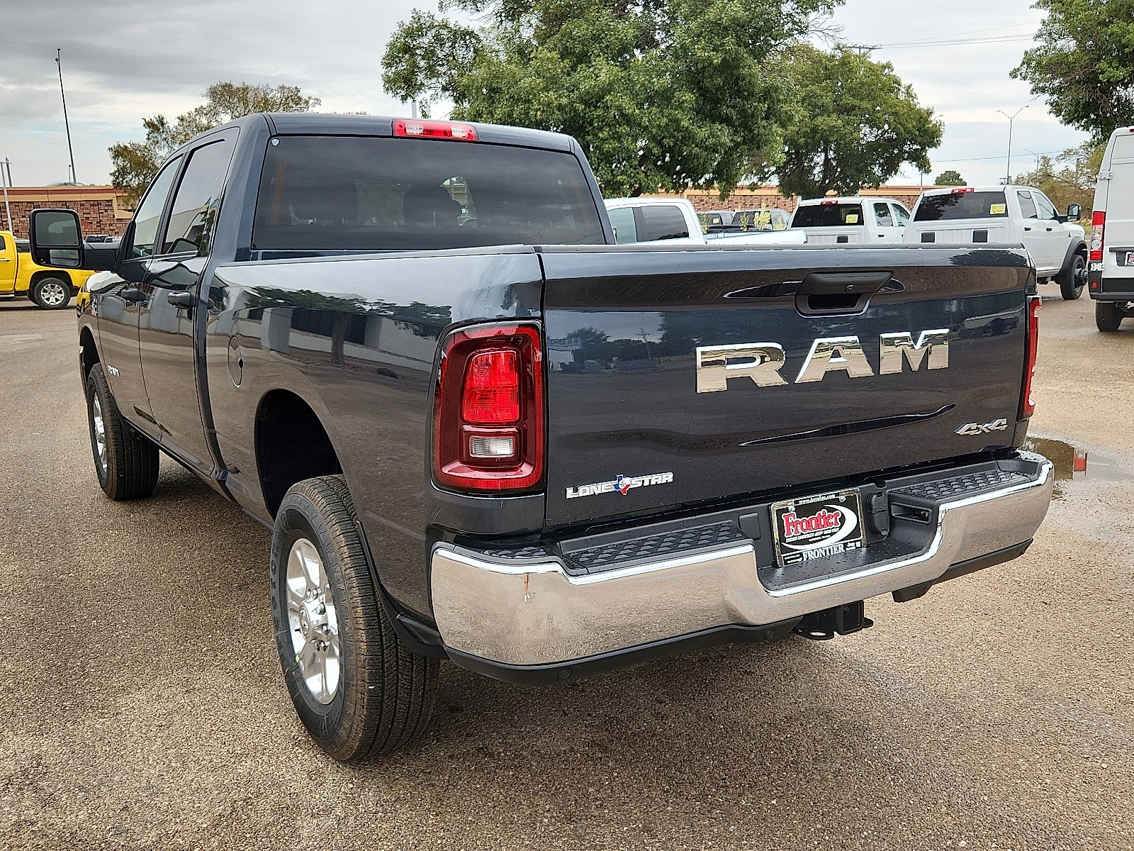 2026 RAM 2500 Big Horn/Lone Star - Photo 3