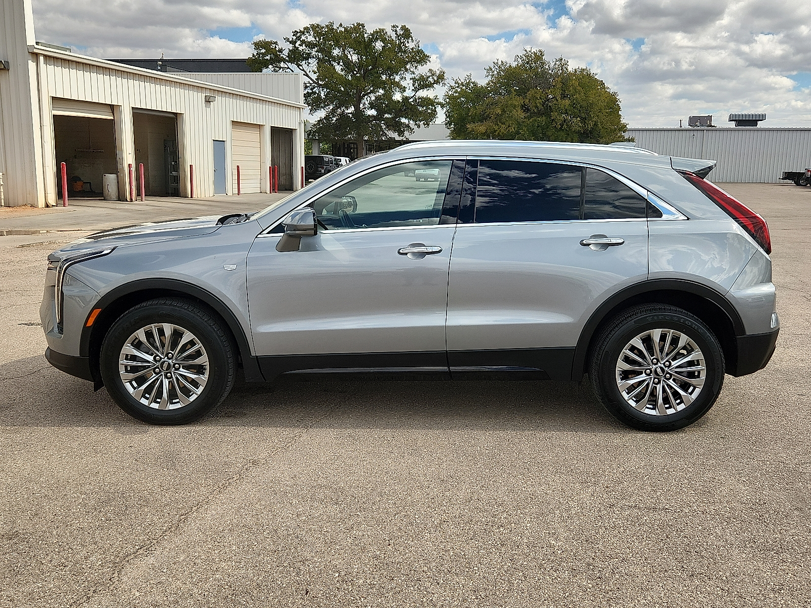 Used 2024 Cadillac XT4 Premium Luxury Front-Wheel Drive