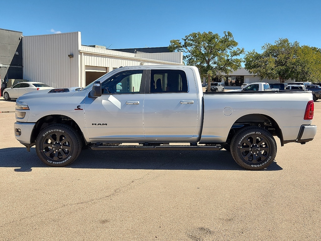 New 2027 Ram 2500 LARAMIE CREW CAB 4X4 6'4 BOX Pickup