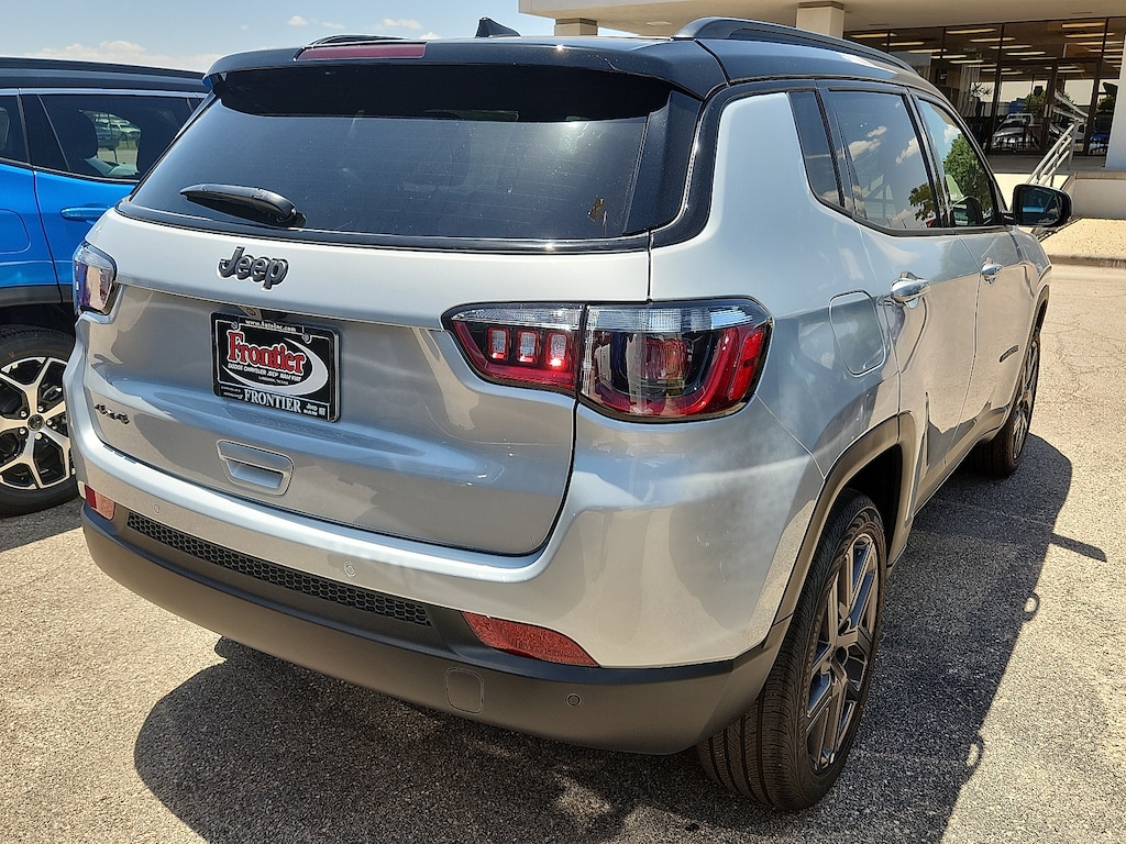 New 2026 Jeep Compass LIMITED ALTITUDE 4X4 Sport Utility