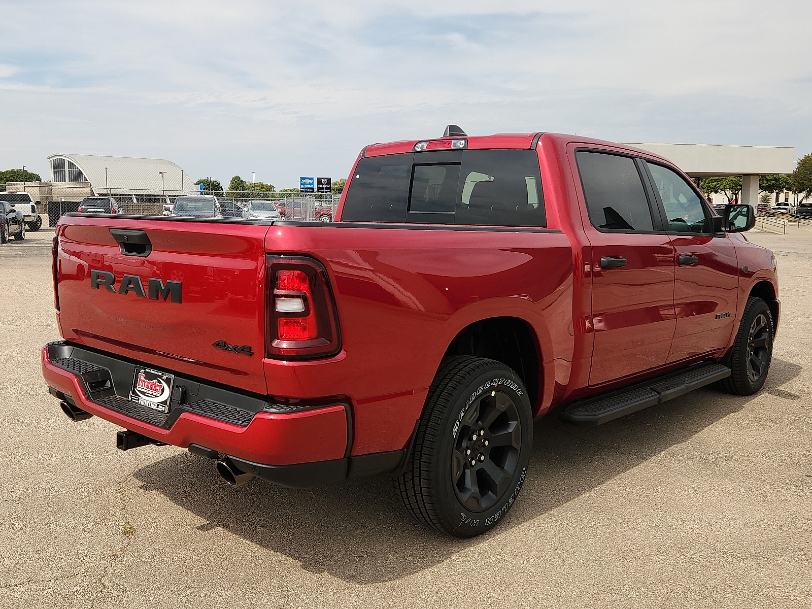 New 2026 Ram 1500 EXPRESS CREW CAB 4X4 5'7 BOX Pickup