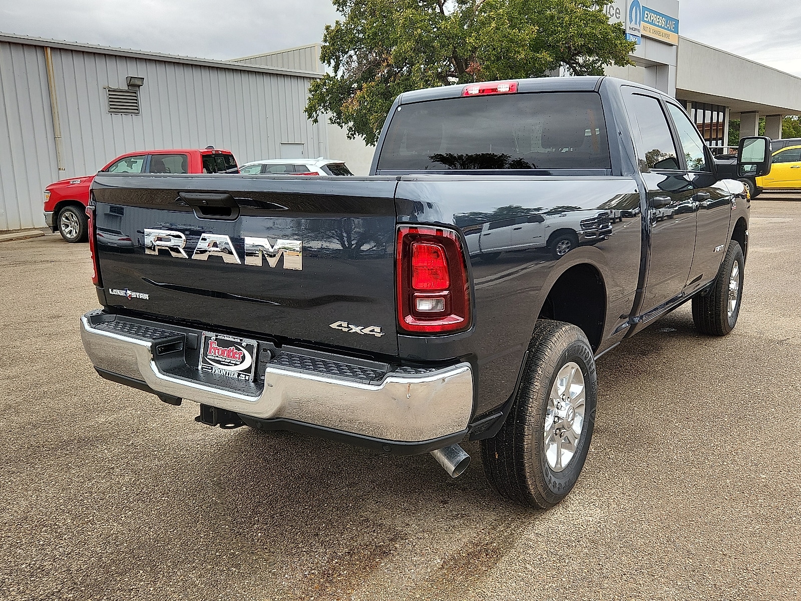 2026 RAM 2500 Big Horn/Lone Star - Photo 4